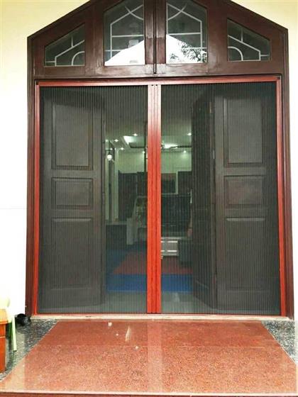 /cua-luoi-chong-muoi (6).